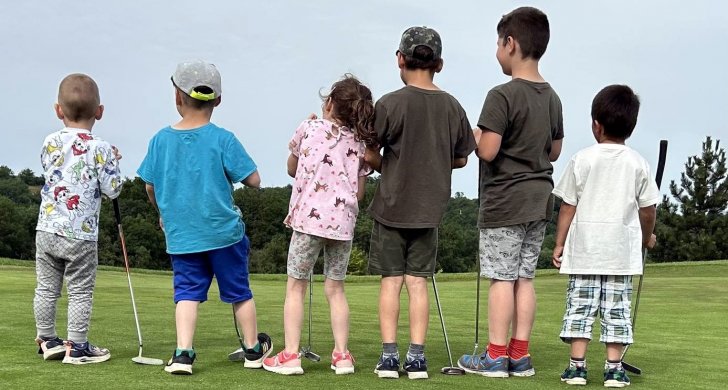 klokanek na golfu.jpg